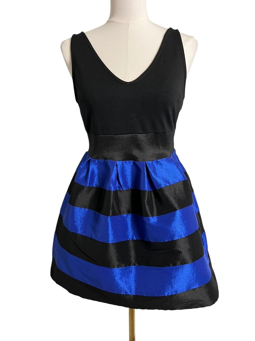 Carolina Williamson Fit & Flare Dress Womens Small Blue Black Party Cocktail